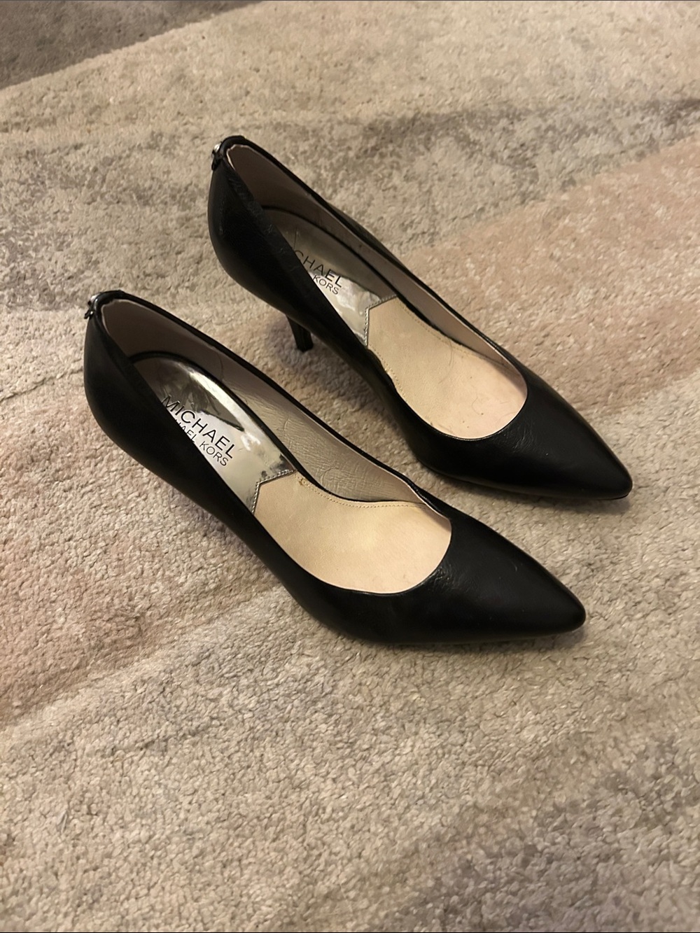 MICHAEL Michael Kors Black Pointed-Toe Leather Pumps